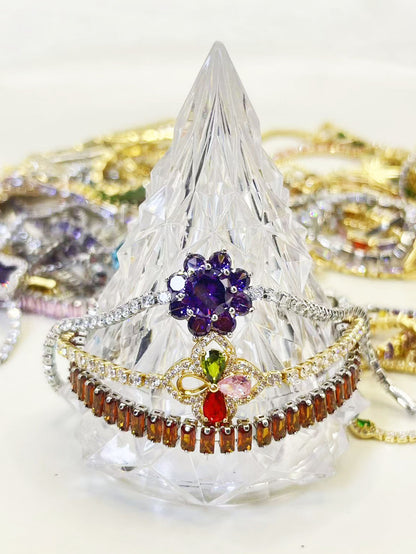 E    Exclusive Zircon Bracelet- Open in live